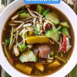 แกงหน่อไม้ใส่เห็ดรวม