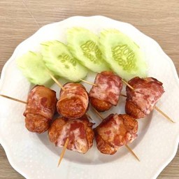 ไส้กรอกพันเบคอน