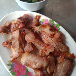 ูคอหมูย่าง