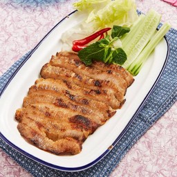 คอหมูย่างเตาถ่านจิ้มแจ่วอีสาน