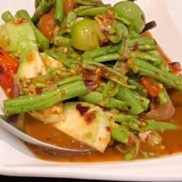 ตำถั่วฝักยาว