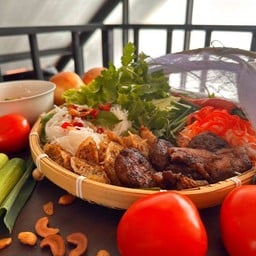 Bun Cha Hanoi (ชุดหมูย่างเวียดนาม)