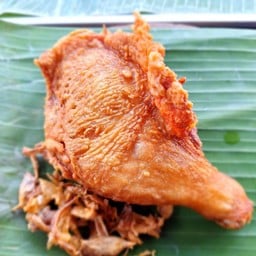ไก่ทอดหาดใหญ่ กาดหางดง เชียงใหม่ 2 สาขาตลาดหางดง 2