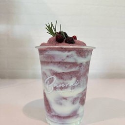 มิกซ์เบอร์รี่โยเกิร์ต