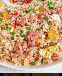 ข้าวผัดเเหนม