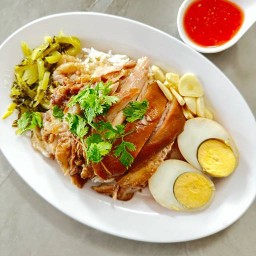 ข้าวขาหมูภูเก็ต (สันกลาง)