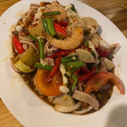 เหลาปลาร้ารวมมิตร