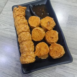 จ้อปูผสมไก่ เคี้ยวเล่นเพลินๆ 2 เส้น 12 ชิ้น
