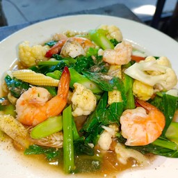 ราดหน้า ทะเล