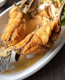 ปลากระพงทอดน้ำปลา