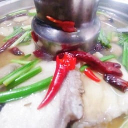 ต้มยำเนื้อปลาเก๋า (น้ำใส)