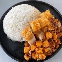 ข้าวน้ำพริกกากหมู