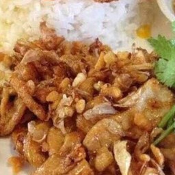 ข้าวไก่กระเทียม