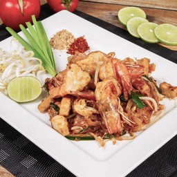 ผัดไทยเส้นจันทร์