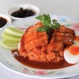 ข้าวหมูกรอบ