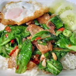 ครัวเจริญสุข อาหารตามสั่ง