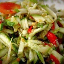 ตำแตงใส่น้ำปลาร้า ระบุความเผ็ด