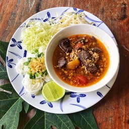 ขนมจีนน้ำเงี้ยว