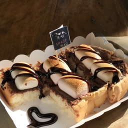 นูเทลล่า มาร์ชเมลโล่ โทสต์ / Nutella Marshmallow Toast