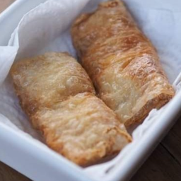 ฟองเต้าหู้พันกุ้ง / Deep Fried Stuffed Tofu Skin and Shrim