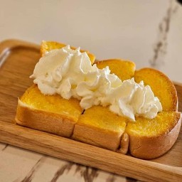 ปังปิ้งเนยนม+วิป