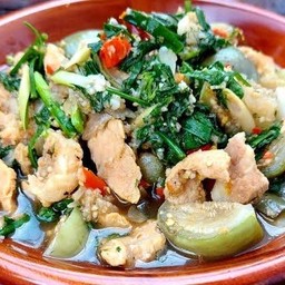 แกงอ่อมหมู