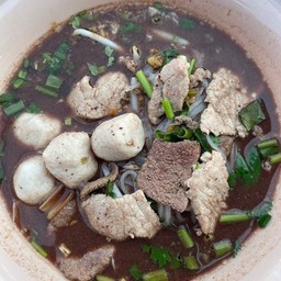 สีดาเมียหลวง ก๋วยเตี๋ยวน้ำตก