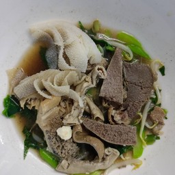 ก๋วยเตี๋ยว เครื่องใน