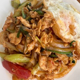 ข้าวผัดพริกสด