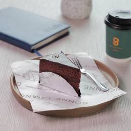 Chocolate fudge cake