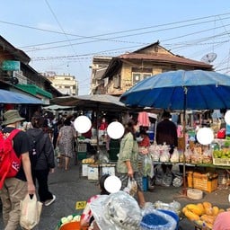ตลาดแก่งคอย