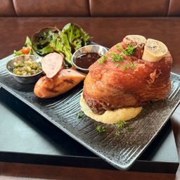 Pork knuckle & Sausage