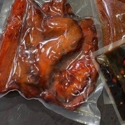 ของฝากคนพิเศษ หมูแดง(อบโอ่ง) 400กรัม(แพคสูญญากาศ ข)