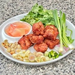 ชุดแหนมซี่โครงหมู (พร้อมเครื่องเคียง)  ဝက်ရိုးချဉ်