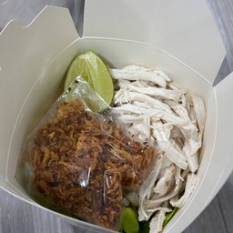 หมี่ไก่ฉีกฉีกกก