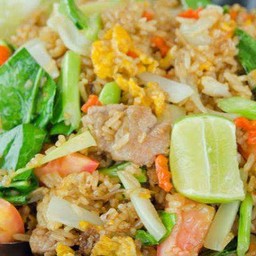ข้าวผัดหมู