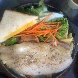 มิกซ์กิลด์ (หมู ไก่ ปลาดอลลี่)