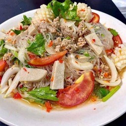 ยำวุ้นเส้นรวมมิตร