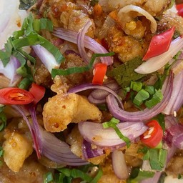 ข้าวยำไก่แซ่บ