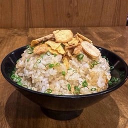 Lm  ข้าวผัดกระเทียม