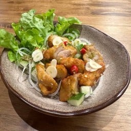 Lm  ยำไก่คาราเกะ