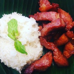 ข้าวหมูทอด
