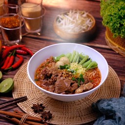 Tom Yum Stewed Beef Noodles