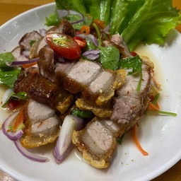 ยำหมูกรอบ 150