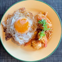 ข้าวกุ้งกระเทียมพริกไทย(ไม่รวมไข่)