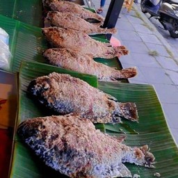 ปลานิลจิตลดาเผาเกลือ XL = 220 บาท