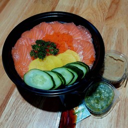 ข้าวด้ง ซาชิมิ ขนาด 1 กล่อง