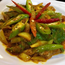 ผัดเครื่องแกงเป็ด
