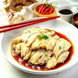 น่องไก่ต้มสับ ใหญ่ (มีน้ำราดสิงคโปร์)