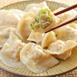 เกี๊ยวไส้ผักกาดขาวหมูสับ 10ชิ้น 白菜猪肉饺子